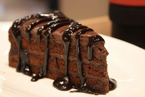 کیک شکلاتی؛ دسر خوشمزه و پرطرفدار