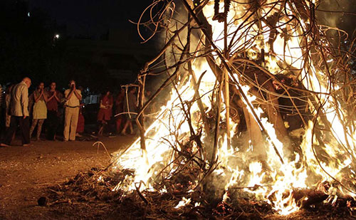 نگاهی به جشنواره‌ی رنگ‌ها در هند