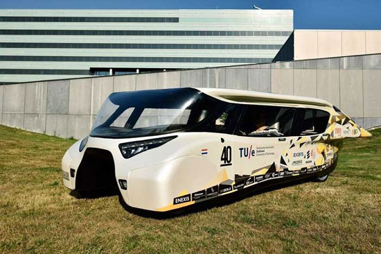 آشنایی با ۷ خودروی شگفت‌انگیز خورشیدی