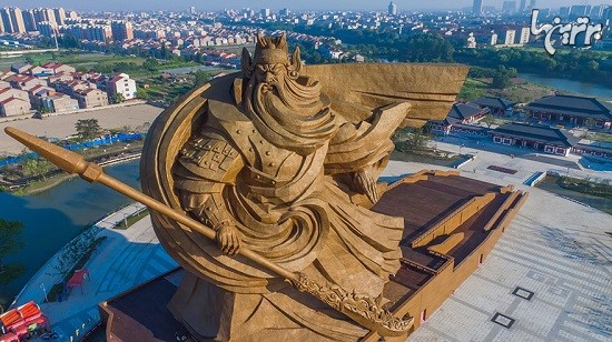 مجسمه 1320 تنی «خدای جنگ» در چین