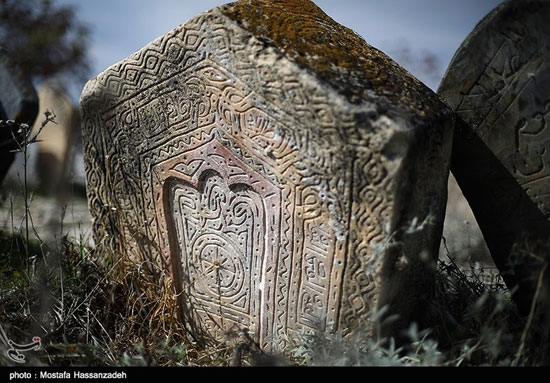 عکس: قبرستان تاریخی سفید چاهِ مازندران