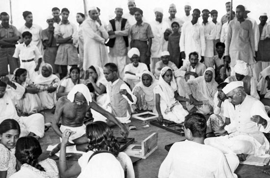 عکس: آلبوم کمتر دیده‌‌ شده از گاندی