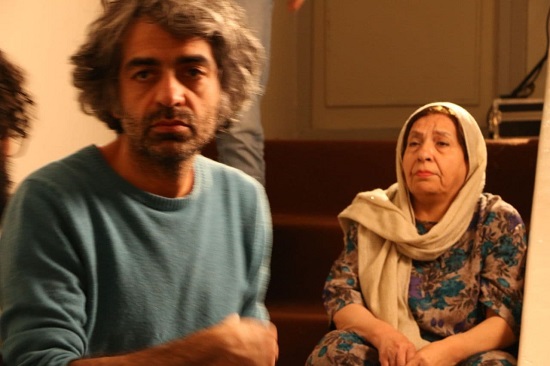 تصاویری از بابک خرمدین و مادرش در یک فیلم