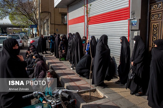 صف‌کشیِ خرید مرغ در شهر‌های مختلف ایران