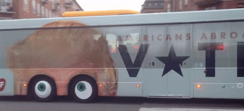 تبلیغ جالب ضد ترامپ روی اتوبوس کپنهاگ