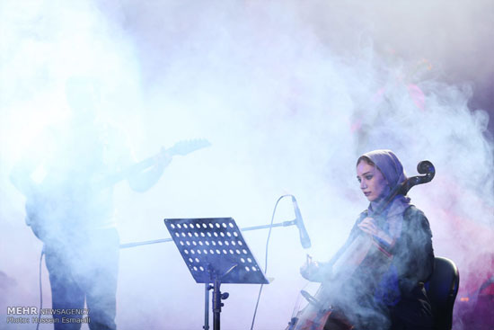 عکس: کنسرت مازیار فلاحی در برج میلاد