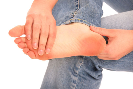 صافی کف پا به چه علت ایجاد می‌شود؟