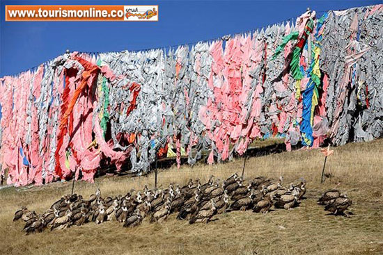 دفن آسمانی مردگان به روش تبتی ها!