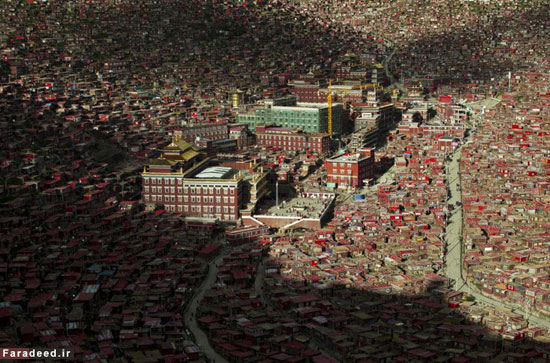 دهکده سرخ، مرکز تعلیم بودائیان +عکس