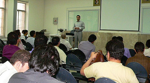 بررسی رشد علمی در دانشگاه های ایران