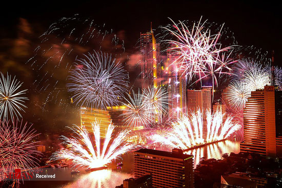جشن آغاز سال نو میلادی در نقاط مختلف جهان