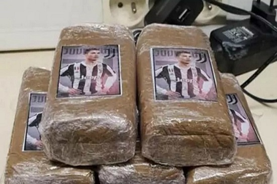 تصویر رونالدو روی بسته‌های مواد مخدر!