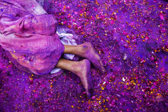 عکس: استقبال رنگارنگِ هندی‌ها از بهار
