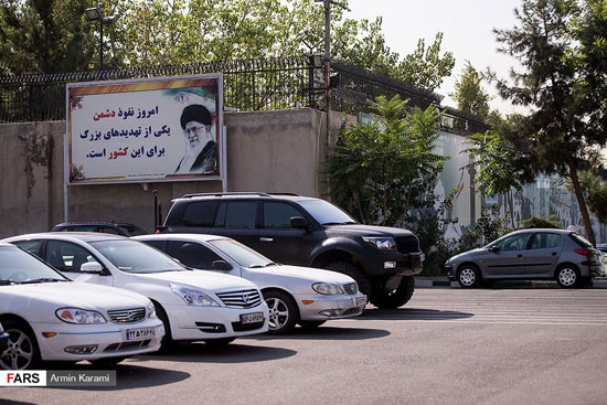 توقیف خودروهای لوکس اما متخلف در شمال تهران