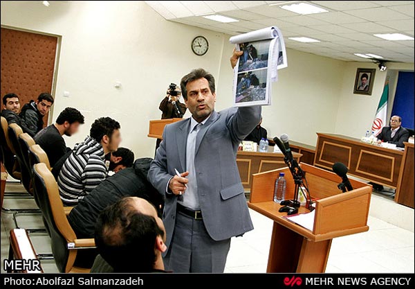 تصاویر: دادگاه زورگیران معروف این روزها!
