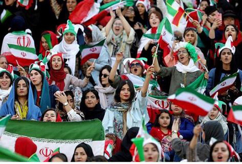زنان ایرانی در میان تصاویر منتخب رویترز در ماه اکتبر