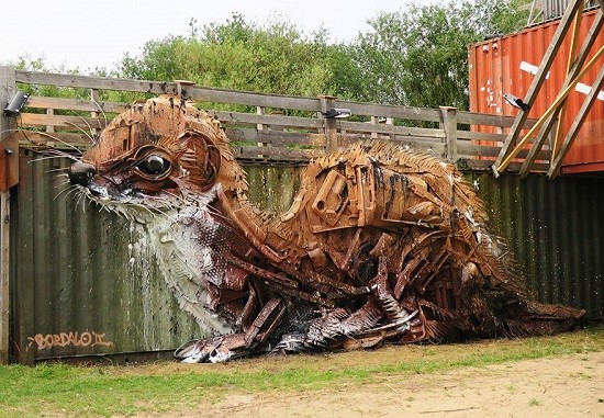 هنرمندی که زباله‌ها را به حیوانات جالب و دیدنی تبدیل می‌کند