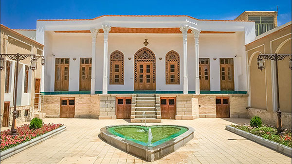 آشنایی با معروف‌ترین خانه‌های تاریخی اصفهان