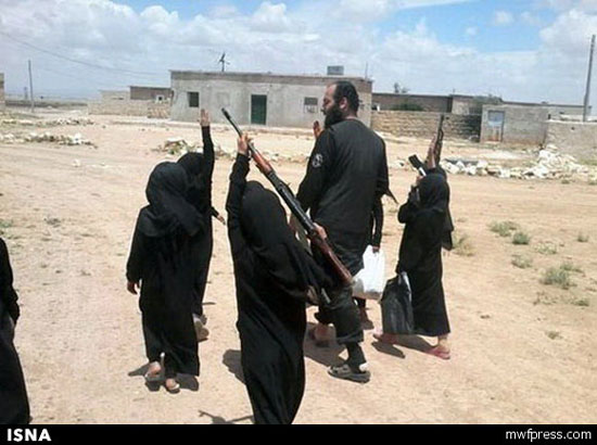 آموزش دختران داعشی برای ترور +عکس