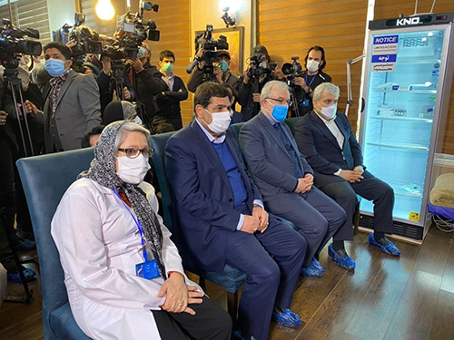 ا‌ولین واکسن ایرانی کرونا تزریق شد
