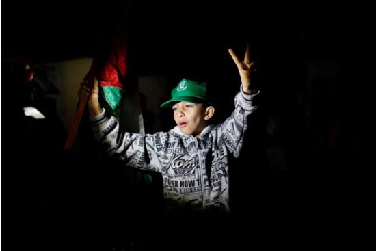 شادی پیروزی در غزه پس از آتش بس +عکس
