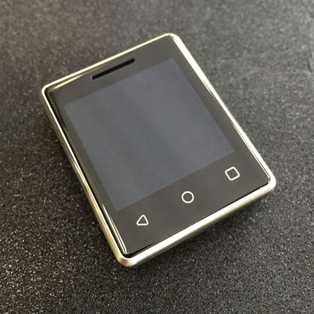 Vphone S8؛ کوچکترین گوشی هوشمند جهان