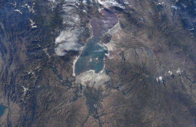 دریاچه ارومیه⁩ از چشم‌انداز ایستگاه فضایی
