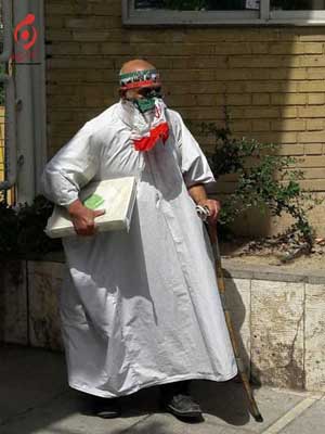 نامزد کفن‌پوش: به هر ایرانی ۲۴۰هزار یورو می‌دهم!