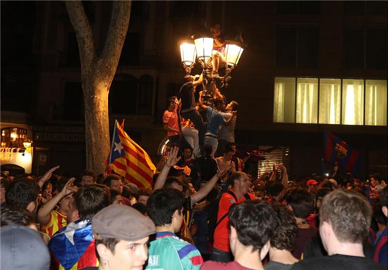 عکس: جشن قهرمانی هواداران بارسلونا