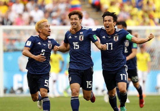 اوزاکو بهترین بازیکن دیدار کلمبیا و ژاپن شد