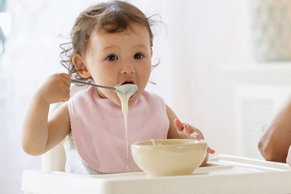 ۱۰ غذای ساده و سالم برای کودک شما