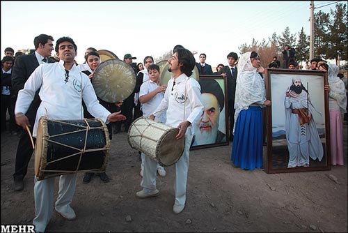 جشن باستانی سده در کرمان / عکس