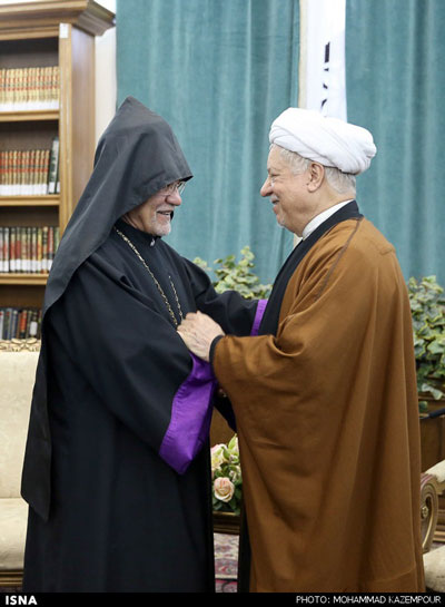 عکس: دیدار اسقف اعظم ارامنه با هاشمی