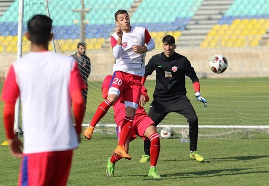 استقبال گرشاسبی و هواداران از پرسپولیسی‌ها