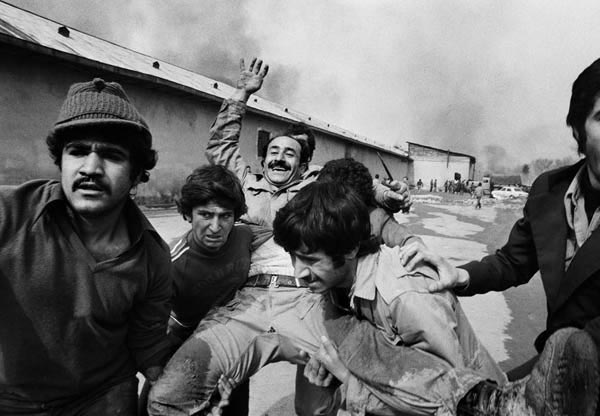تصاویر: حوادث‌ انقلاب به روایت «عباس» (1)