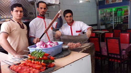 در ایران از چلوکباب محبوب تر، غذایی نیست