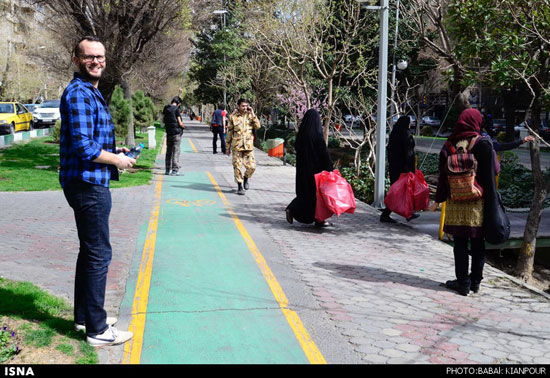 ماجراجوی آمریکایی در خیابان‌های تهران