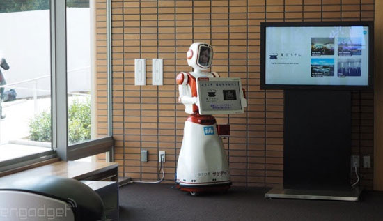 هتلی در ژاپن که کارکنانش روبات هستند!