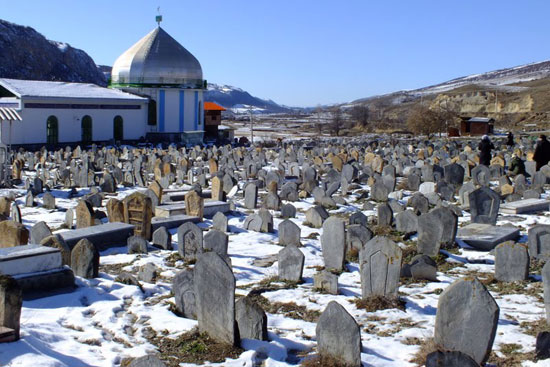 قبرستان اسرار آمیز سپید چاه در ایران