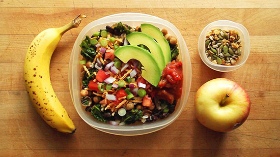 بهترین رژیم غذایی کدام است؟ خام خواری، گیاهخواری یا پالئو؟