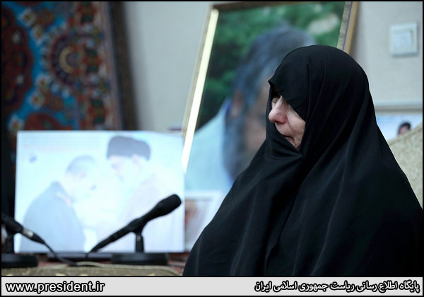 حضور روحانی در منزل سردار شهید سلیمانی