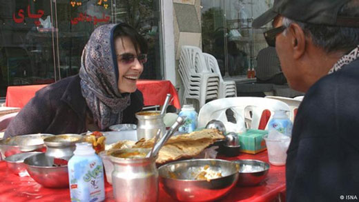 تمام سفرهای حاشیه ساز افراد مشهور به ایران