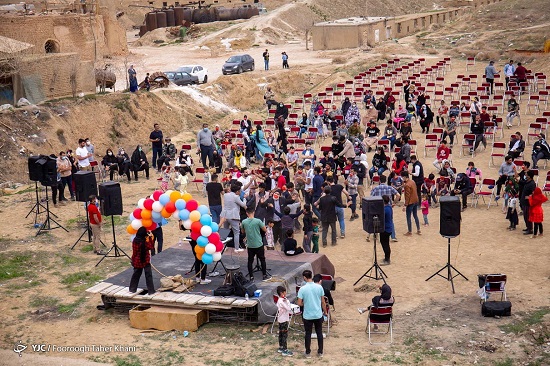 جشن نوروزی در کوره آجرپزی