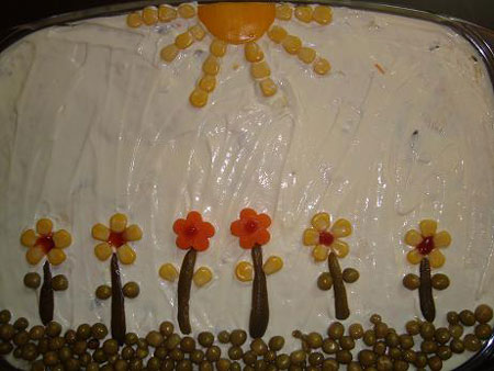 تزئین سالاد الویه برای جشن تولد کودکان