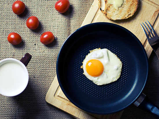 9 عادت صبحانه ای که باعث افزایش وزن می شوند