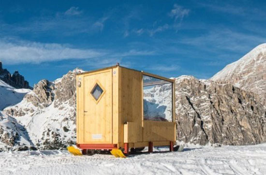 اتاقک قابل حمل با چوب اسکی +عکس