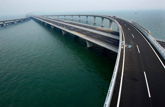 با طولانی‌ترین پل دریایی جهان در چین آشنا شوید