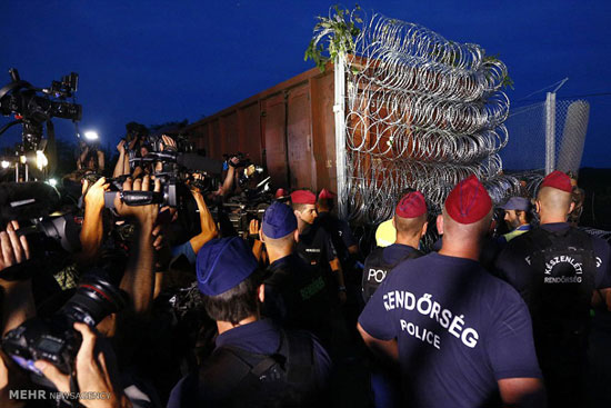 عکس: بسته شدن مرزها به روی مهاجران