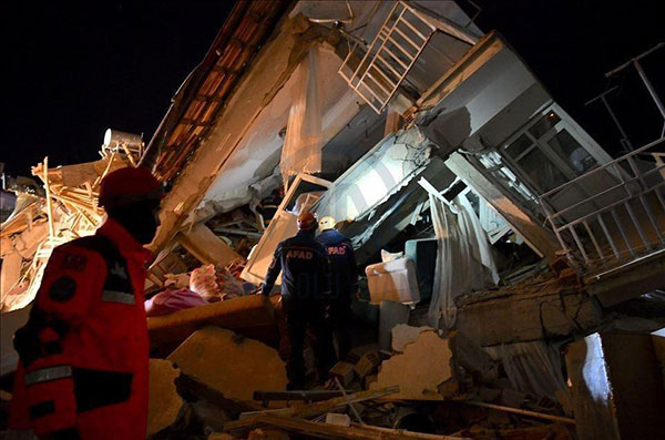 تصاویری تلخ از زلزله ۶ ریشتری در ترکیه