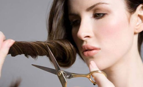 فواید تراشیدن مو برای خانم ها!